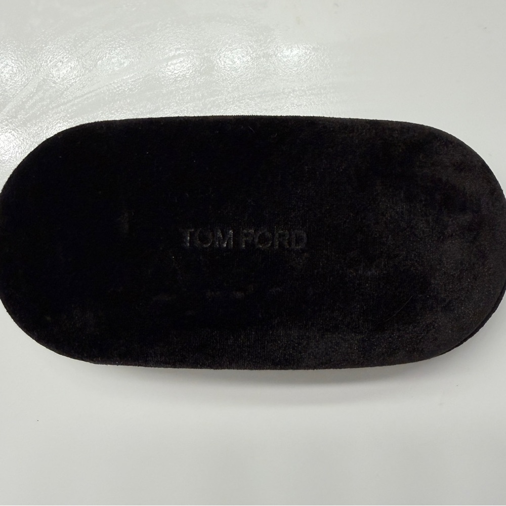 Tom Ford Isabella-02 TF915 Cat Eye Sunglasses Black Gradient - Picture 10 of 11